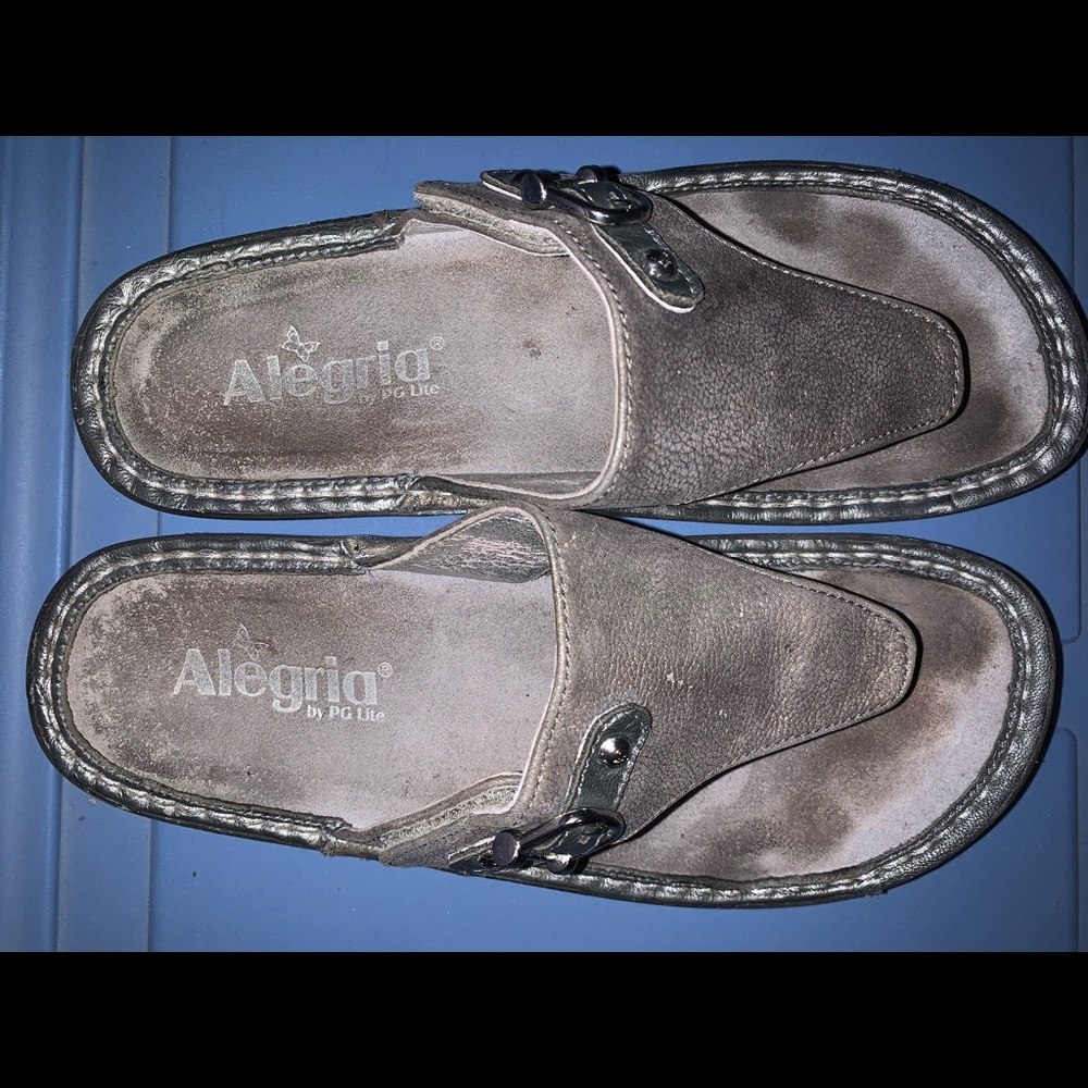 Algeria 38 - Picture 2 of 10